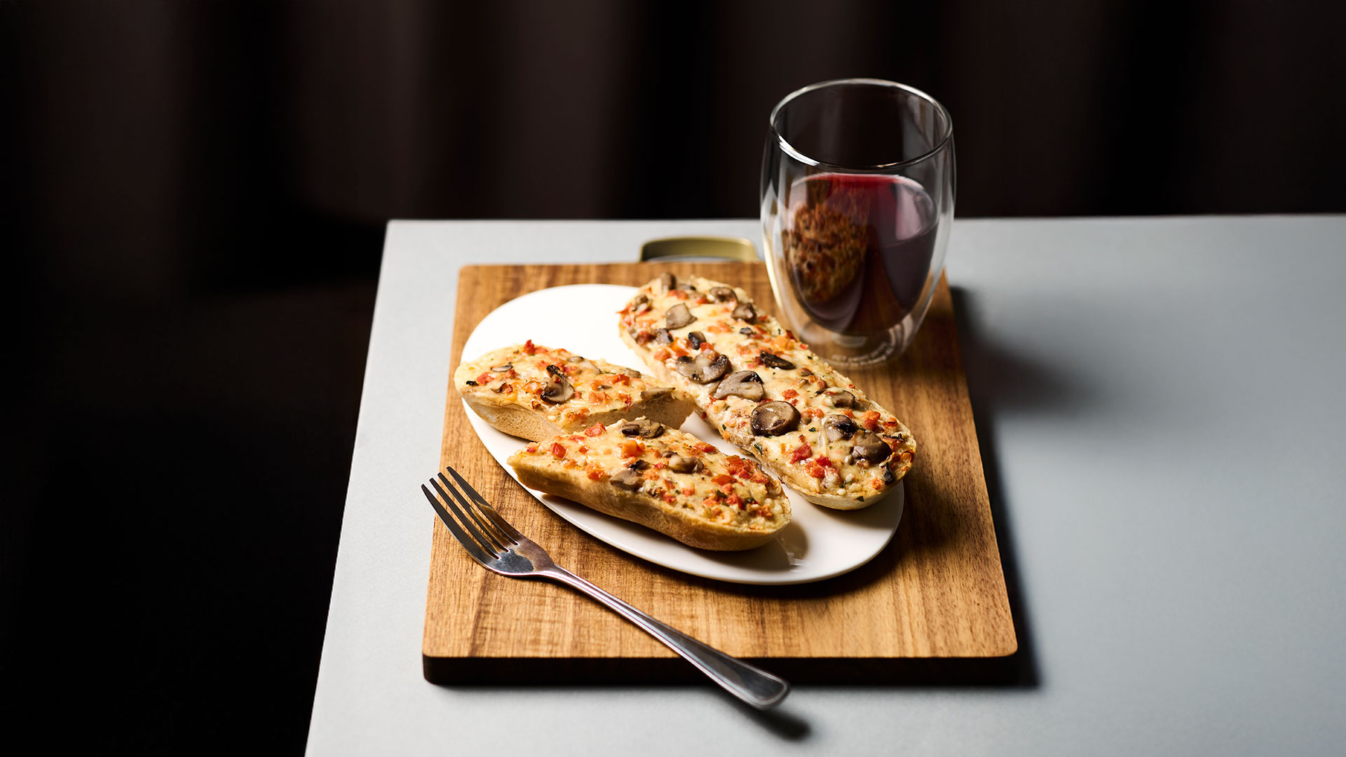 Dr. Oetker Bistro｜日本公式サイト | ドイツ生まれの本格ピザバゲット